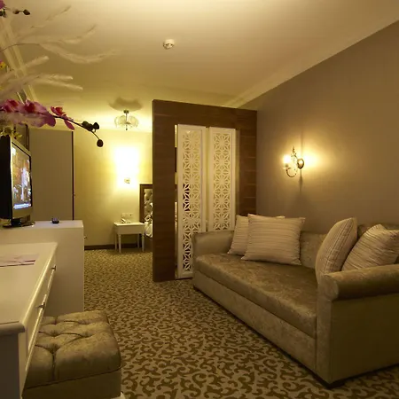Resort Safran Thermal Sandikli